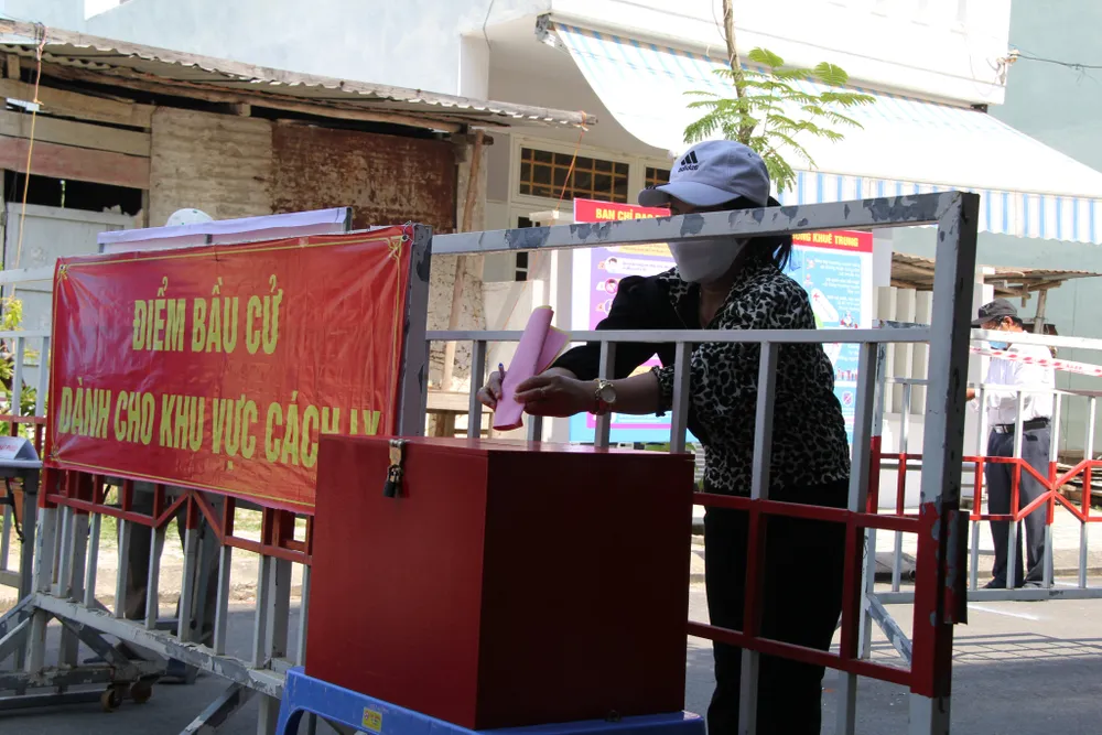 Đà Nẵng diễn tập 4 tình huống bầu cử khi dịch Covid-19 bùng phát ảnh 17