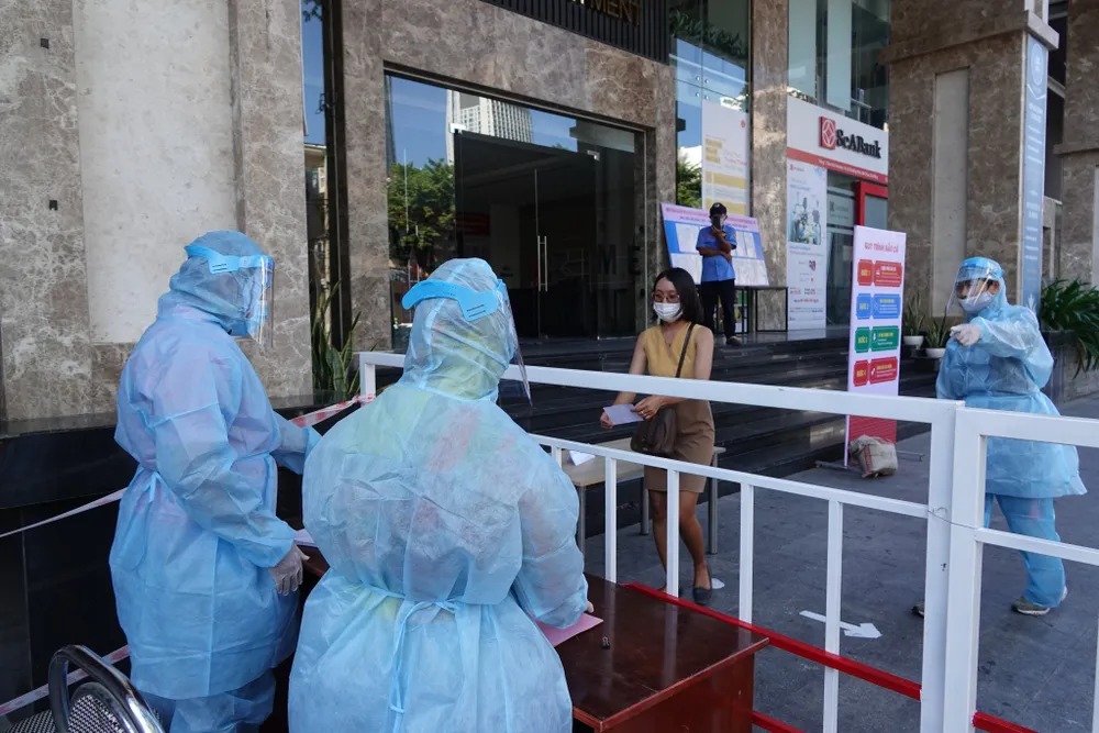 Đà Nẵng: Diễn tập bầu cử tại khu vực phong tỏa chung cư F-Home ảnh 4