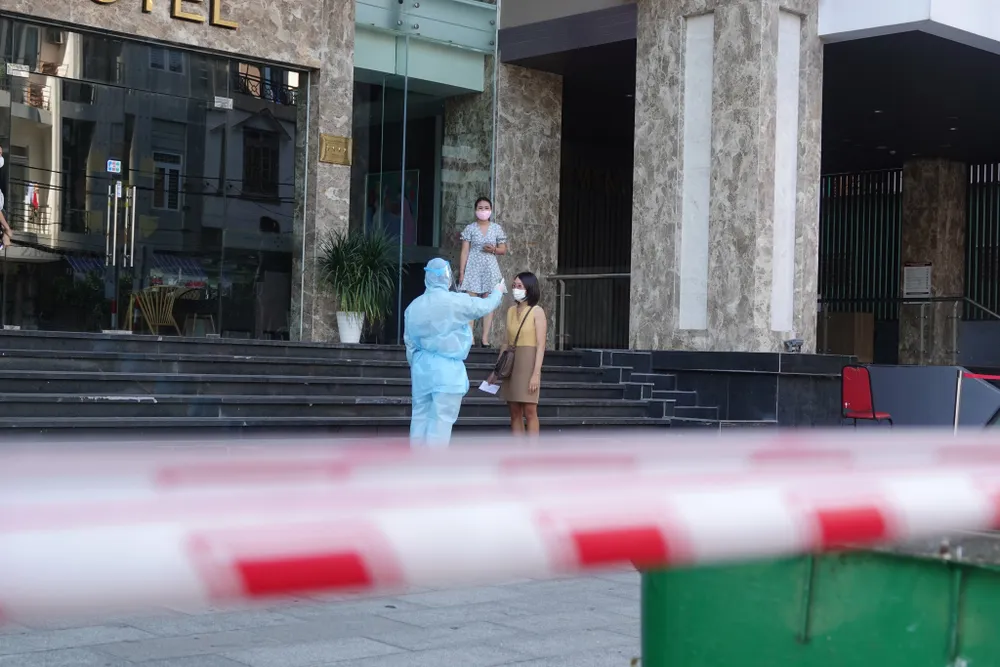 Đà Nẵng: Diễn tập bầu cử tại khu vực phong tỏa chung cư F-Home ảnh 1