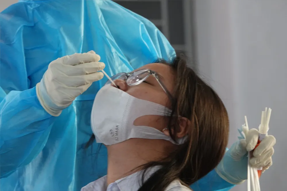 Đà Nẵng: Xét nghiệm SARS-CoV-2 cho hơn 14.000 thí sinh tham dự kỳ thi tuyển sinh lớp 10 ảnh 8