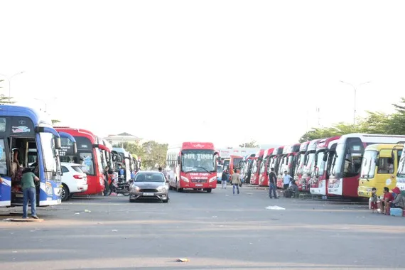 Các phương tiện vận tải chỉ được chở tối đa không quá 50% chỗ ngồi