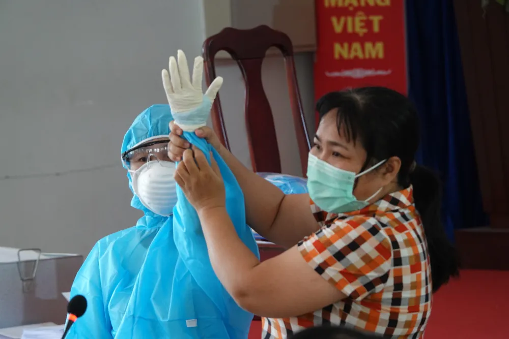 Đà Nẵng: 39 thí sinh thuộc diện F thi tốt nghiệp THPT năm 2021 tại Trường THPT Võ Chí Công ảnh 8