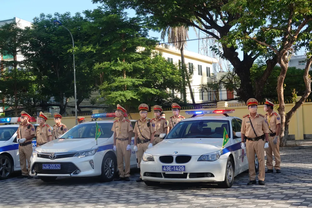 Công an Đà Nẵng lập 200 tổ tuần tra lưu động trong 7 ngày "ai ở đâu ở đó" ảnh 5