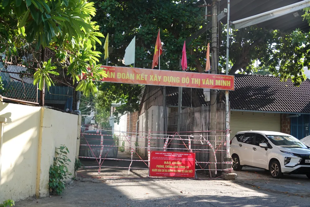 Công an Đà Nẵng lập 200 tổ tuần tra lưu động trong 7 ngày "ai ở đâu ở đó" ảnh 11