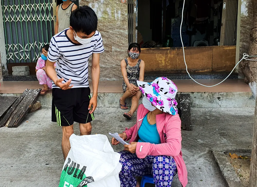 Đà Nẵng bổ sung chính sách đối với cán bộ cơ sở tham gia phòng chống dịch  ảnh 1