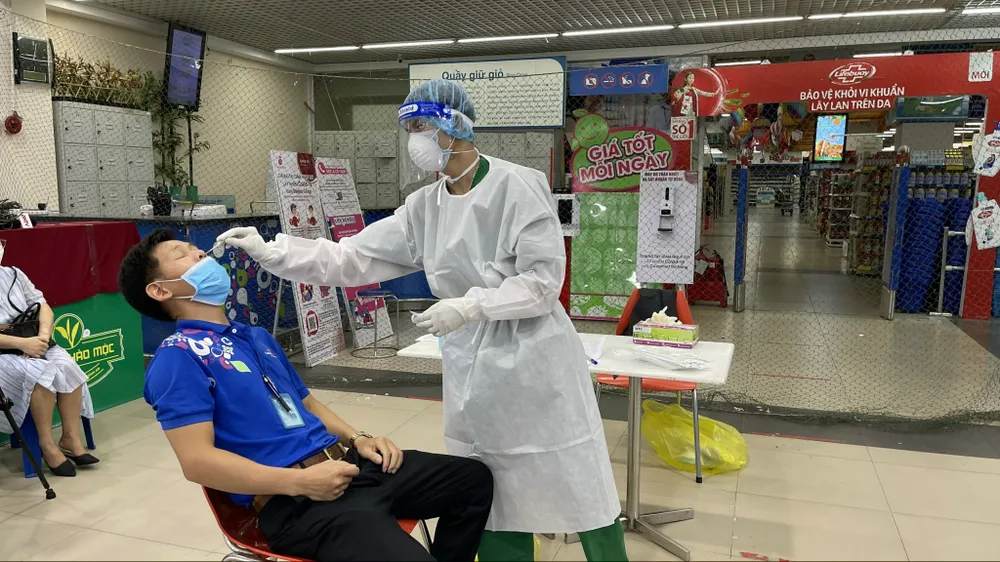 Đà Nẵng: Gần 800 “shipper xanh” tất bật vận chuyển nhu yếu phẩm cho người dân ảnh 11