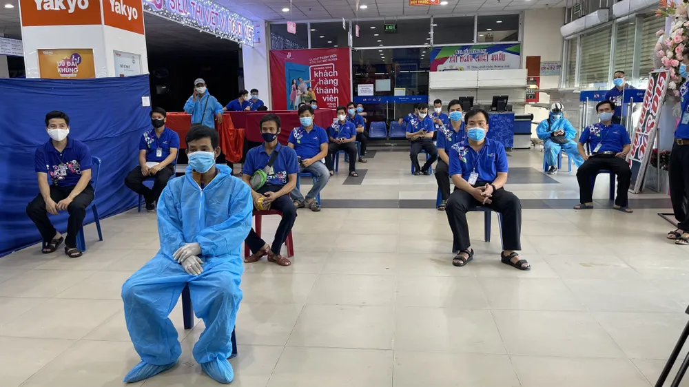 Đà Nẵng: Gần 800 “shipper xanh” tất bật vận chuyển nhu yếu phẩm cho người dân ảnh 10