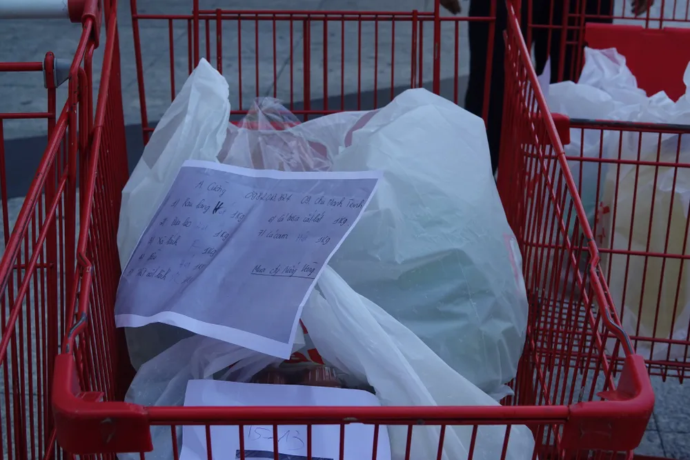 Đà Nẵng: Gần 800 “shipper xanh” tất bật vận chuyển nhu yếu phẩm cho người dân ảnh 2