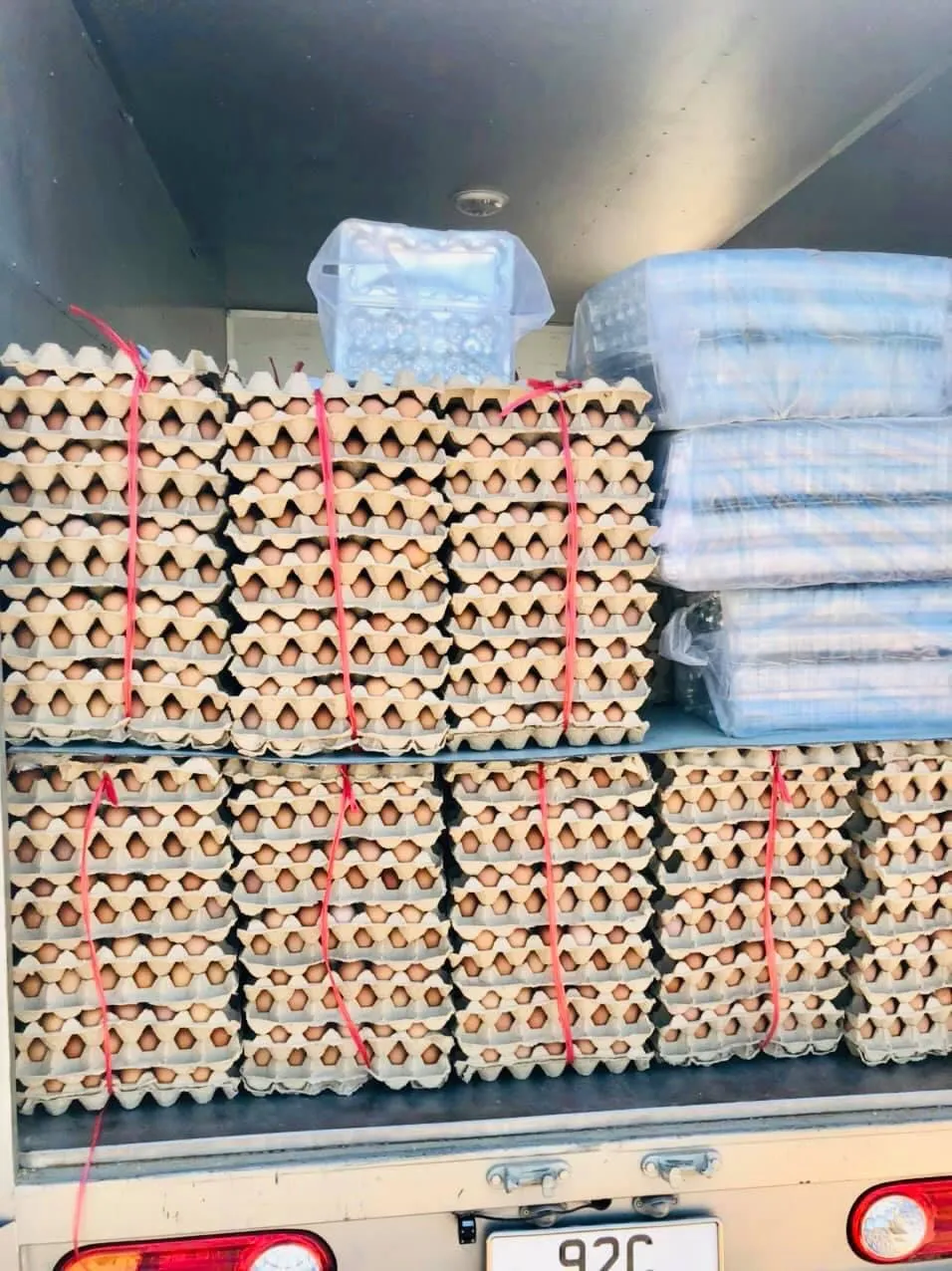 Công an Đà Nẵng mở 30 container phục vụ hàng thiết yếu giá rẻ cho người dân ảnh 2