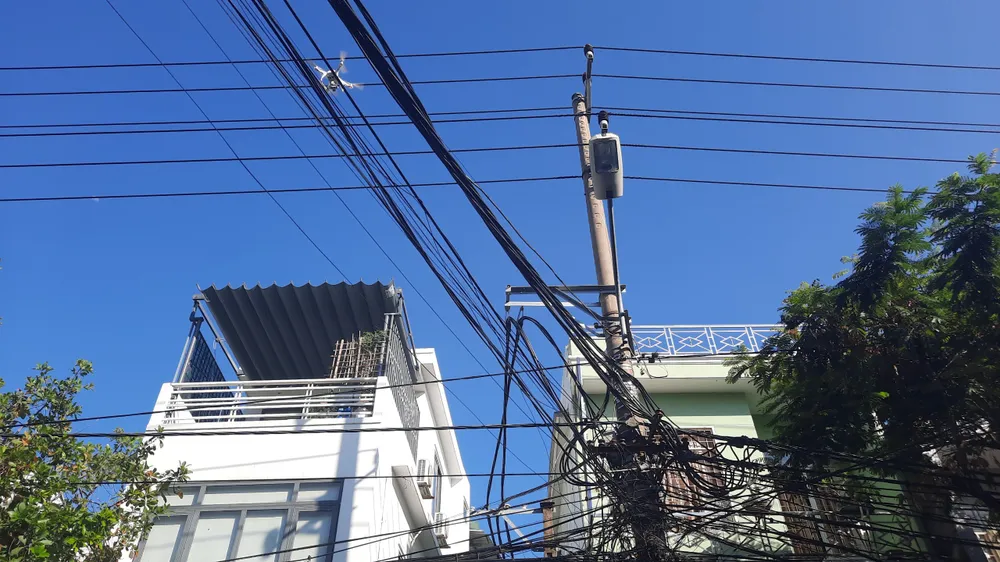 Đà Nẵng sử dụng flycam, camera giám sát người dân thực hiện “ai ở đâu thì ở đó” ảnh 3