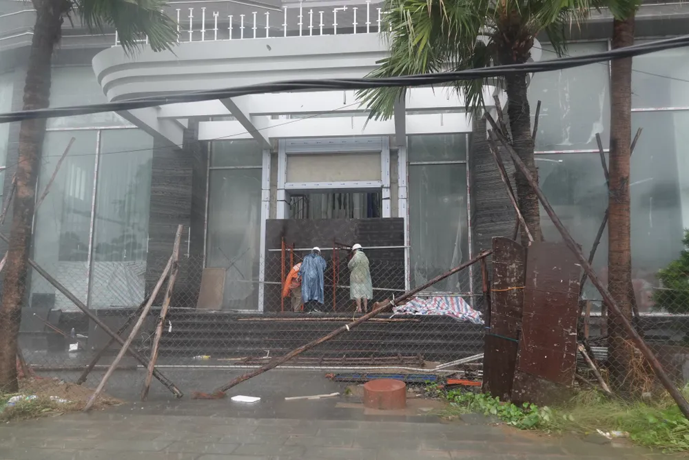  Đà Nẵng: Bão số 5 gây mưa lớn, gió giật và ngập úng nặng ảnh 7