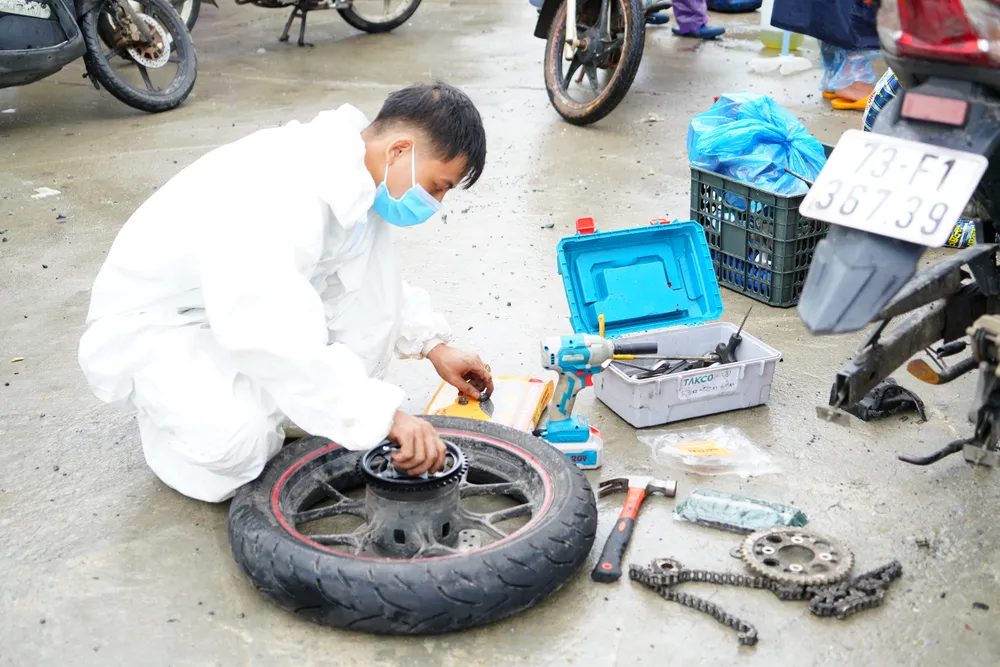 Nghĩa tình của người Đà Nẵng với dòng người hồi hương  ảnh 9