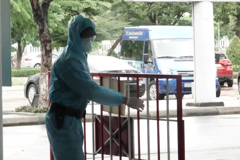 Đà Nẵng: "Chuyến bay 0 đồng" đưa bà bầu, trẻ em, người già yếu, người khó khăn về quê ảnh 12