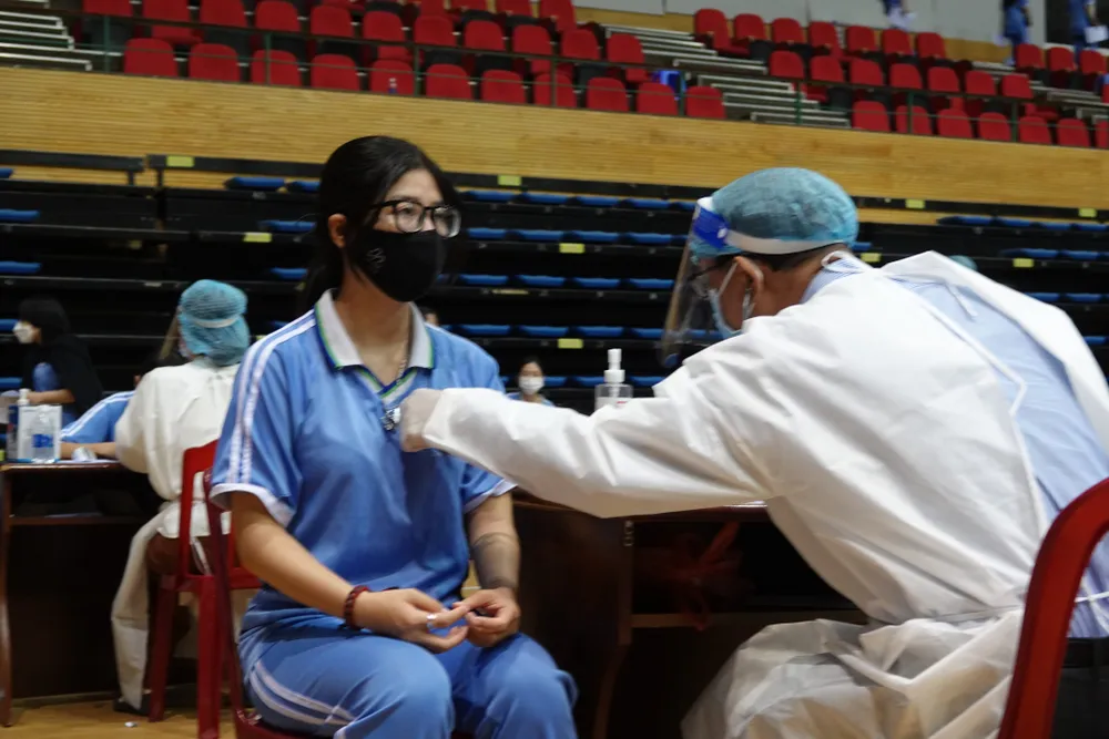 Đà Nẵng bắt đầu tiêm vaccine phòng Covid-19 cho trẻ từ 15 đến dưới 18 tuổi ảnh 5