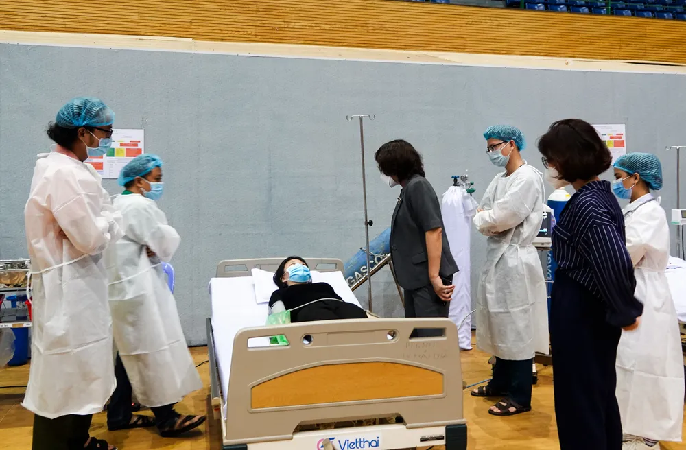 Đà Nẵng bắt đầu tiêm vaccine phòng Covid-19 cho trẻ từ 15 đến dưới 18 tuổi ảnh 7