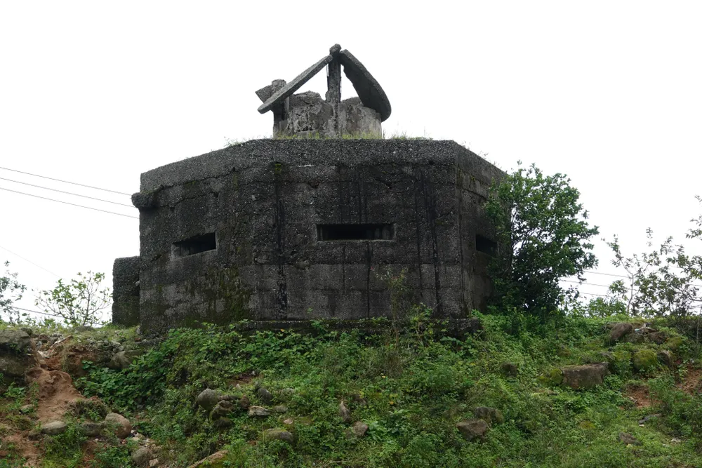 Đèo Hải Vân “hút” khách đến check-in vào dịp cuối tuần ảnh 7