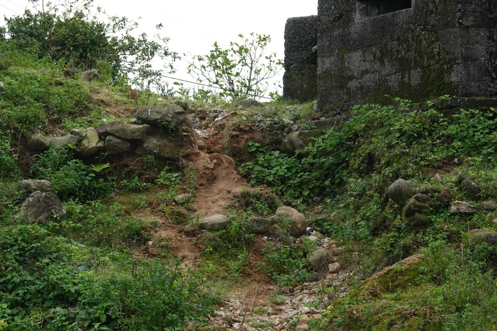 Đèo Hải Vân “hút” khách đến check-in vào dịp cuối tuần ảnh 10