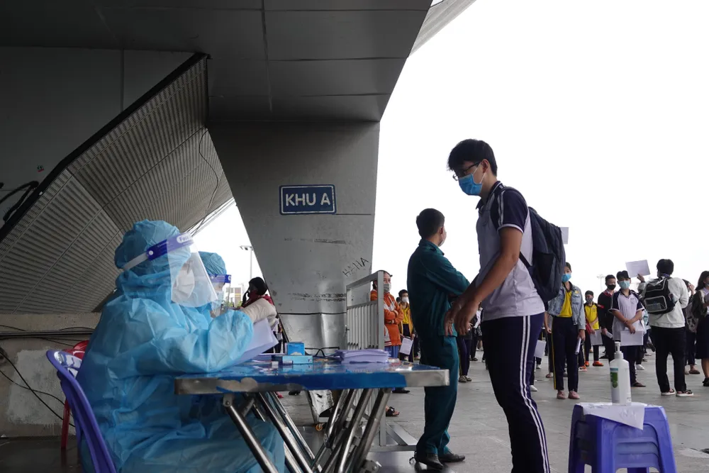 Đà Nẵng bắt đầu tiêm vaccine phòng Covid-19 cho gần 35.000 trẻ em từ 12-15 tuổi ảnh 1