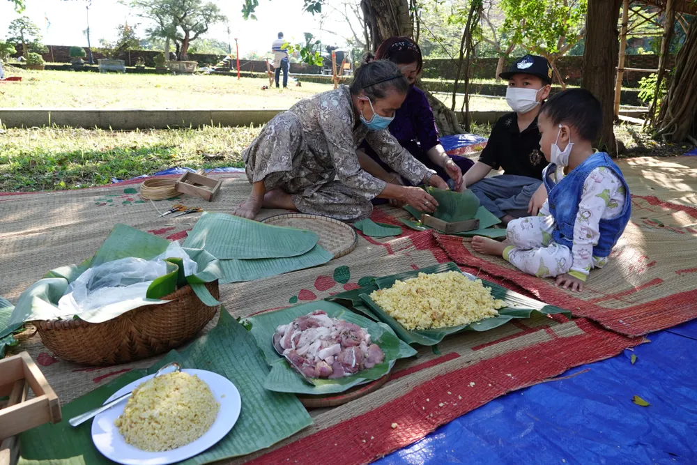 Đà Nẵng: Độc đáo phiên chợ ngày tết tại Thành Điện Hải ảnh 8
