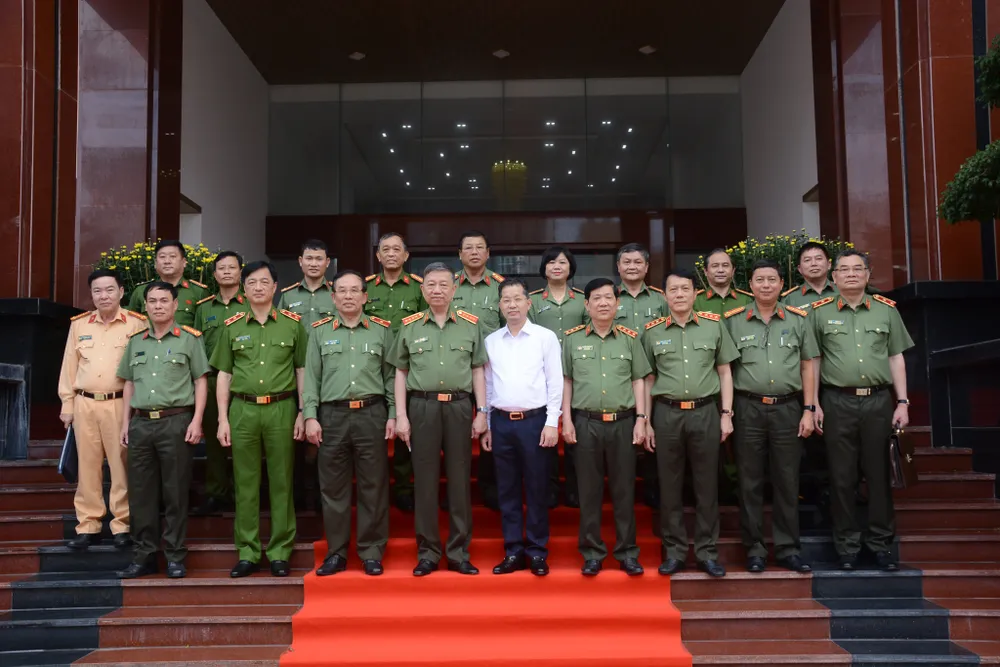 Bộ trưởng Bộ Công an Tô Lâm thăm, làm việc với Công an TP Đà Nẵng ảnh 2