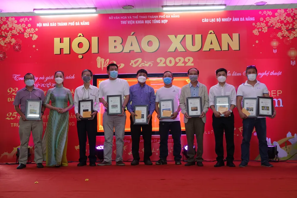 Đà Nẵng khai mạc Hội báo Xuân Nhâm Dần năm 2022 ảnh 5