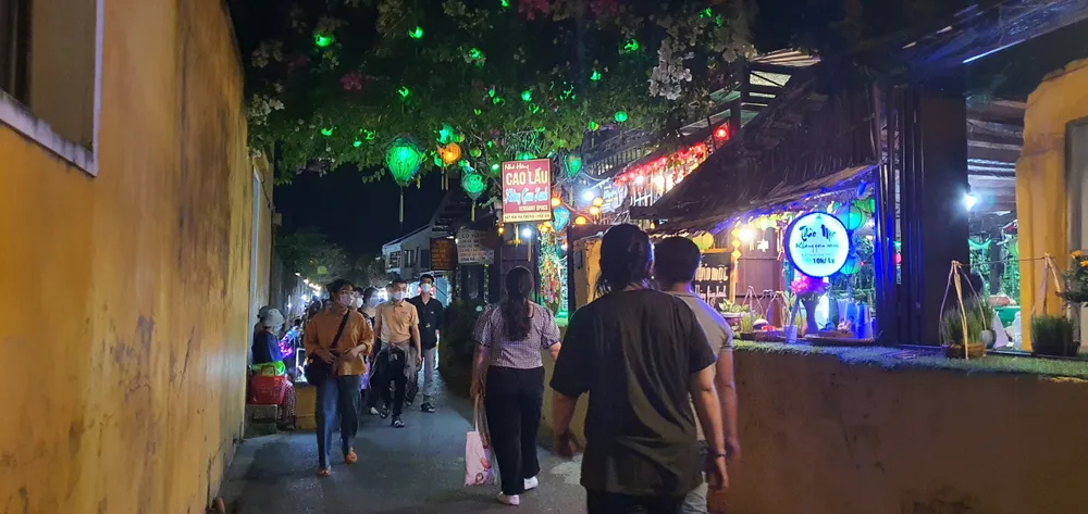 Những hẻm “hút” khách ở phố cổ Hội An ảnh 3