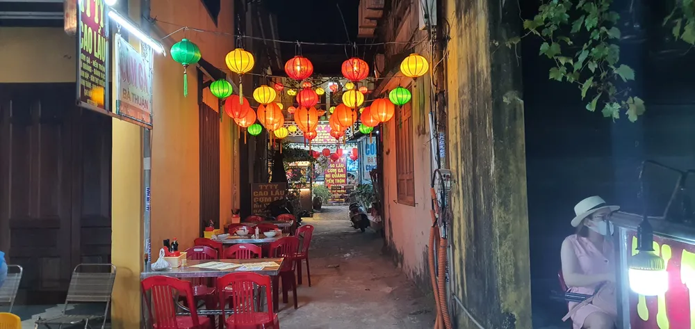 Những hẻm “hút” khách ở phố cổ Hội An ảnh 9