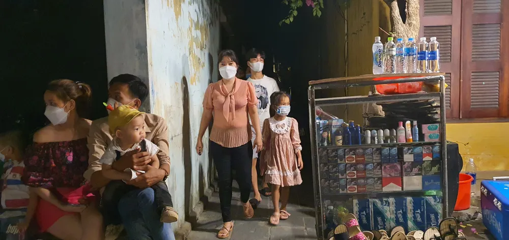 Những hẻm “hút” khách ở phố cổ Hội An ảnh 8