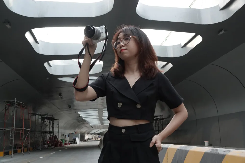 Giới trẻ thích thú check-in hầm chui cầu Trần Thị Lý trước ngày thông xe ảnh 4