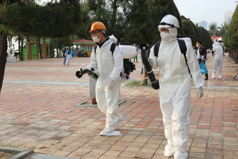 Hơn 650 người tham gia vệ sinh môi trường chào đón du khách ảnh 10