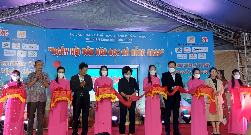 Ngày hội Văn hóa đọc Đà Nẵng 2022 diễn ra từ ngày 20 đến ngày 24-4 ảnh 1