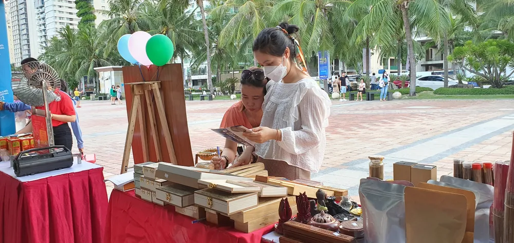 Nhiều hoạt động đặc sắc tại "Tận hưởng lễ hội ẩm thực Đà Nẵng và không gian bia" ảnh 2