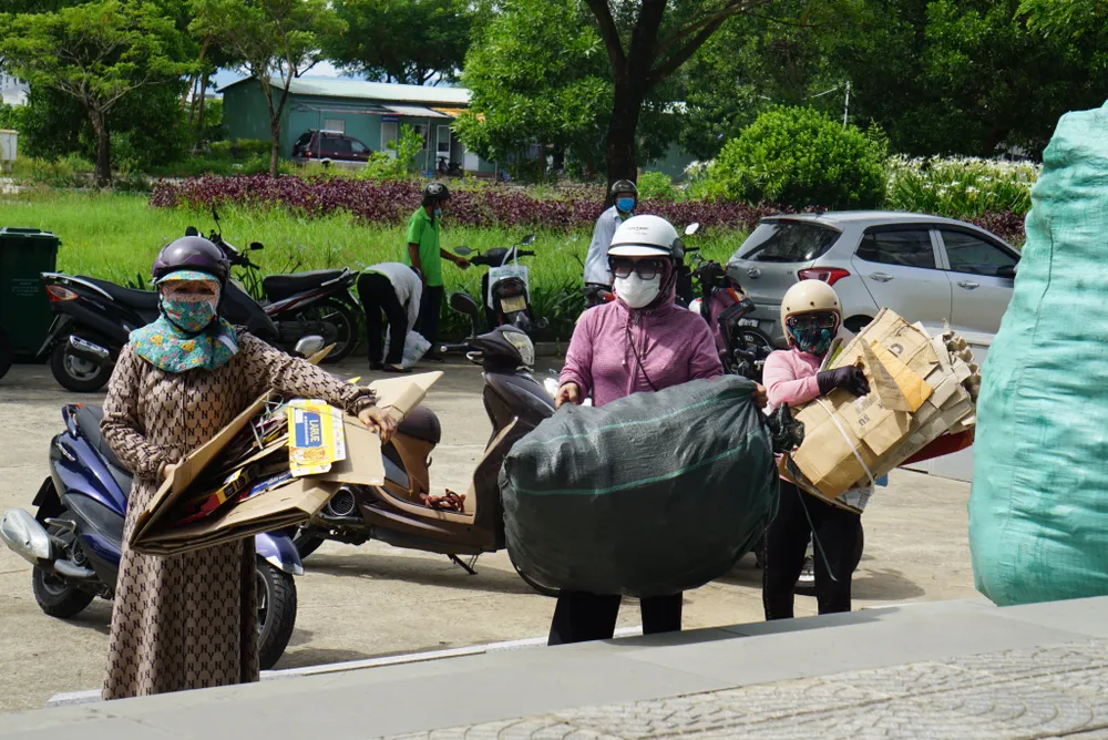 Sôi động ngày hội thu mua rác tái chế ảnh 3