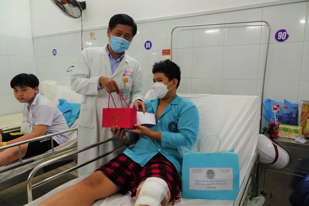 Rộn ràng tết Trung thu tại các bệnh viện ở Đà Nẵng ảnh 7