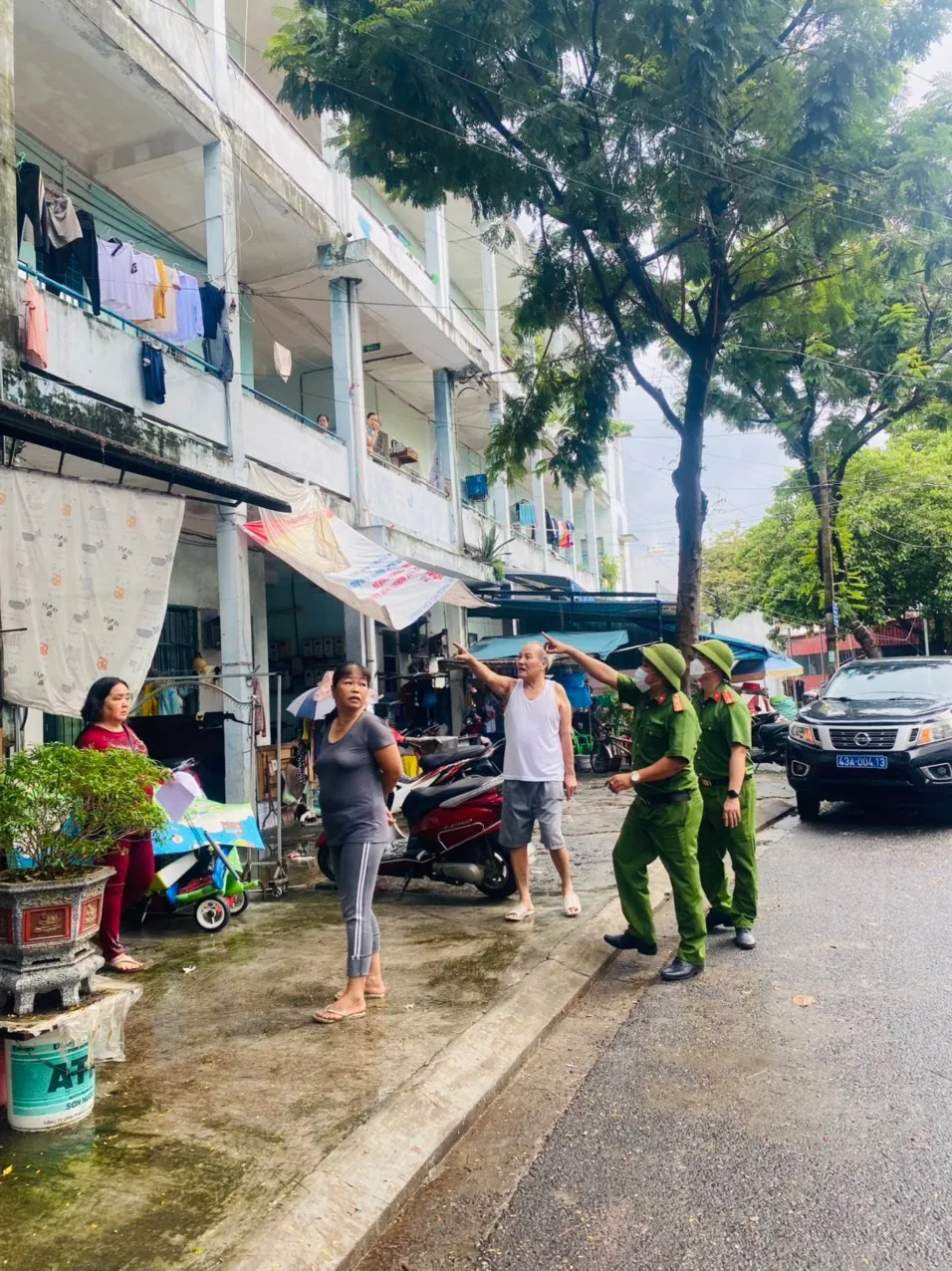 Đà Nẵng cấp tập chằng chống nhà cửa chạy bão số 4 ảnh 3