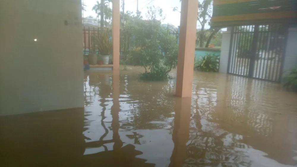 Nhiều địa phương cho học sinh nghỉ học do mưa lớn, ngập cục bộ ảnh 10