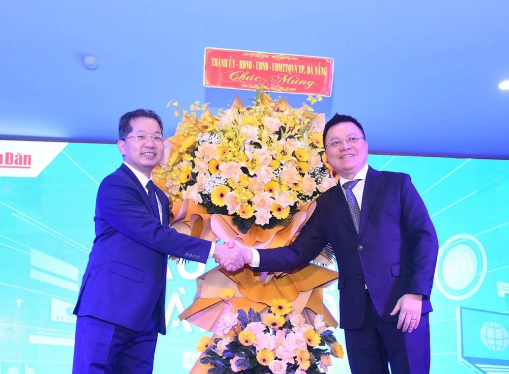 Khai mạc Hội nghị Nâng cao chất lượng báo Đảng toàn quốc ảnh 8