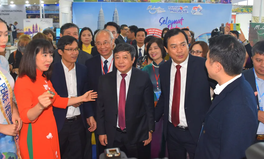 Hơn 2.000 doanh nghiệp tham gia Hội chợ Du lịch quốc tế Việt Nam - VITM Đà Nẵng 2022 ảnh 1