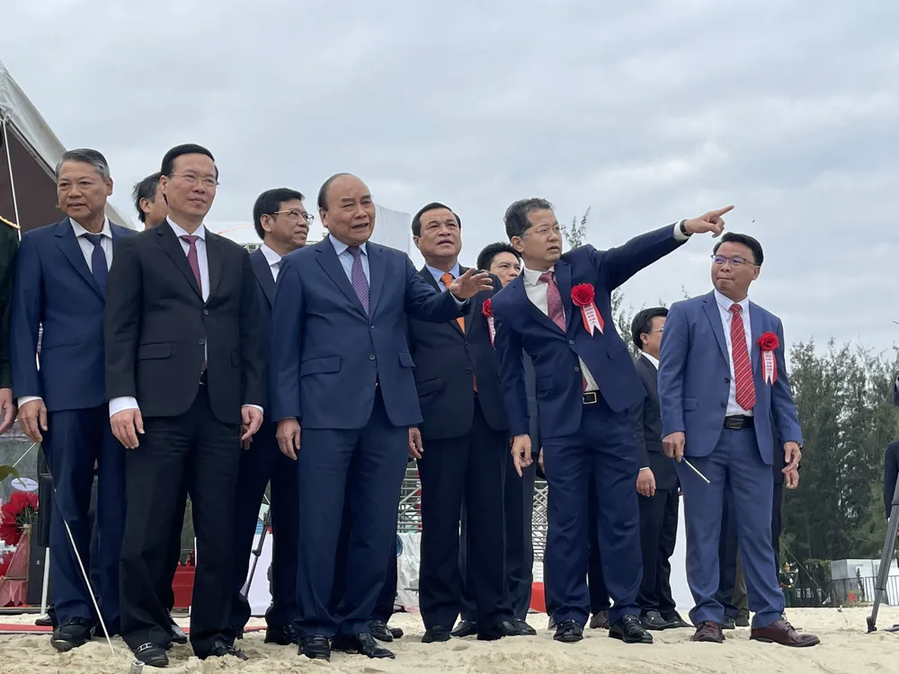 Chủ tịch nước Nguyễn Xuân Phúc: Cảng Liên Chiểu sẽ là điểm sáng tạo bứt phá  ảnh 2