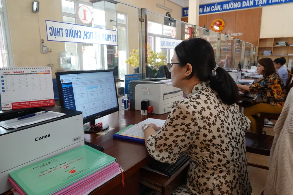 Yếu tố quan trọng của chuyển đổi số vẫn là con người. Ảnh: XUÂN QUỲNH