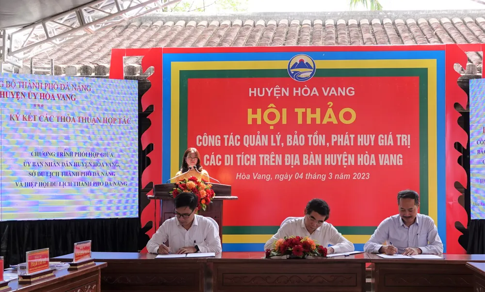 Ký kết hợp tác giữa UBND huyện Hòa Vang và Sở Du lịch, Hiệp hội du lịch Đà Nẵng Ký kết hợp tác giữa UBND huyện Hòa Vang và Sở Du lịch, Hiệp hội du lịch Đà Nẵng