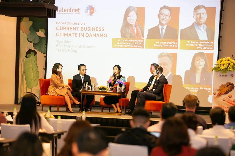 Tìm giải pháp thu hút và giữ chân nhân tài ảnh 1