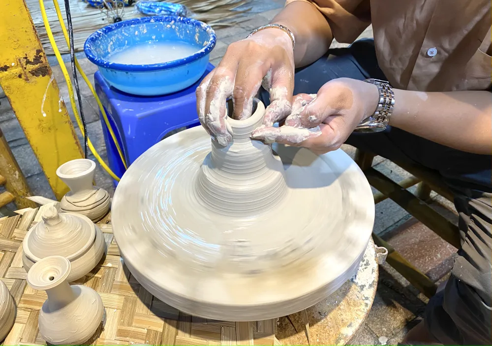 Trải nghiệm làm gốm truyền thống