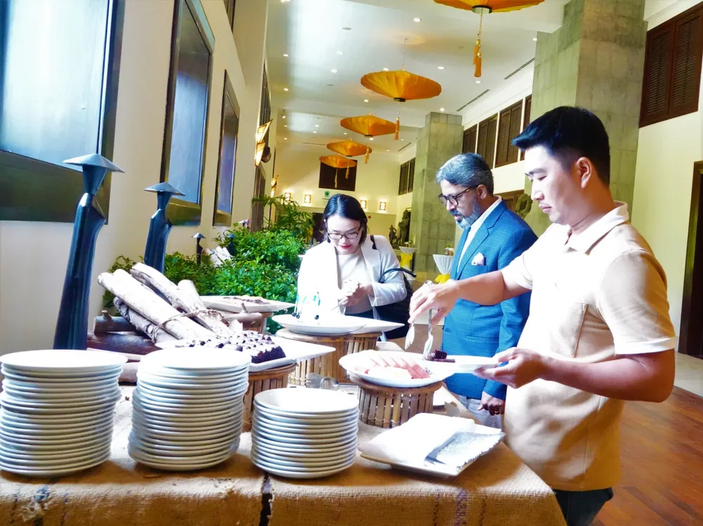 Cần có sự hiểu biết để chuẩn bị dịch vụ ẩm thực khi phục vụ khách Hồi giáo. Ảnh: XUÂN QUỲNH