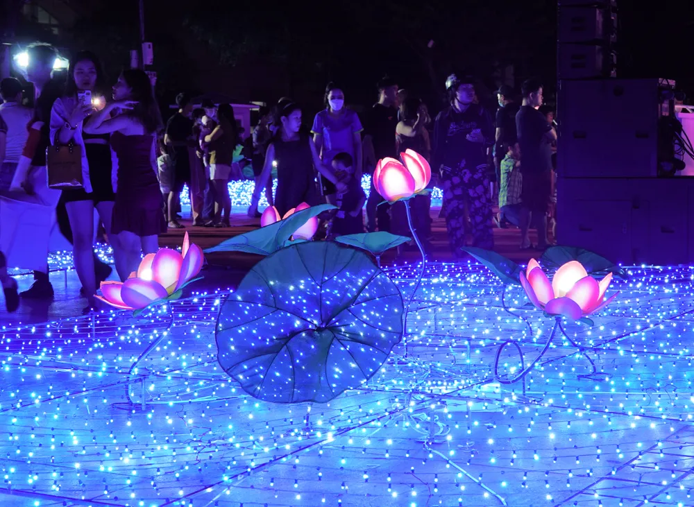 "Hồ Sen" tượng trưng cho hoa Sen của Việt Nam. Ảnh: XUÂN QUỲNH "Hồ Sen" tượng trưng cho hoa Sen của Việt Nam. Ảnh: XUÂN QUỲNH