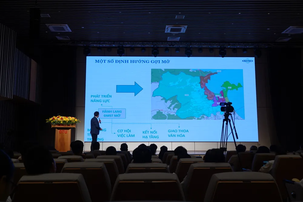 TS. Phạm Hồng Quất, Cục trưởng Cục Phát triển thị trường và doanh nghiệp khoa học và công nghệ (Bộ KH-CN) đưa ra những định hướng gợi mở. Ảnh: XUÂN QUỲNH TS. Phạm Hồng Quất, Cục trưởng Cục Phát triển thị trường và doanh nghiệp khoa học và công nghệ (Bộ KH-CN) đưa ra những định hướng gợi mở. Ảnh: XUÂN QUỲNH