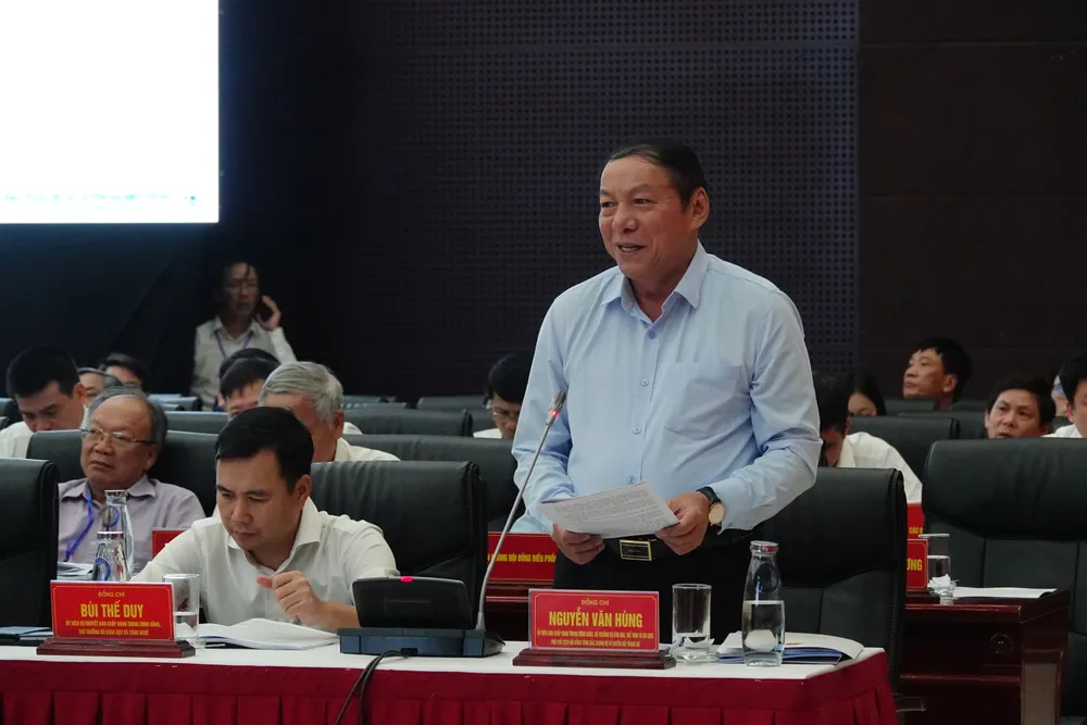 Ông Nguyễn Văn Hùng, Bộ trưởng Bộ VH-TT-DL phát biểu. Ảnh: XUÂN QUỲNH Ông Nguyễn Văn Hùng, Bộ trưởng Bộ VH-TT-DL phát biểu. Ảnh: XUÂN QUỲNH