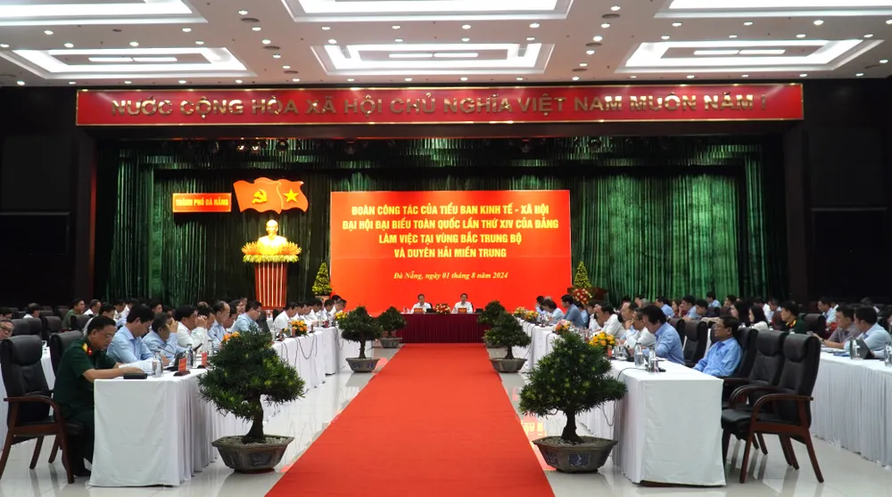 Quang cảnh buổi làm việc. Ảnh: XUÂN QUỲNH