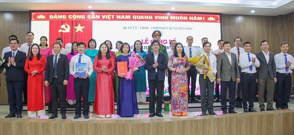 30-12 CONG BO THANH LAP DON VI HC MOI1(1).jpg