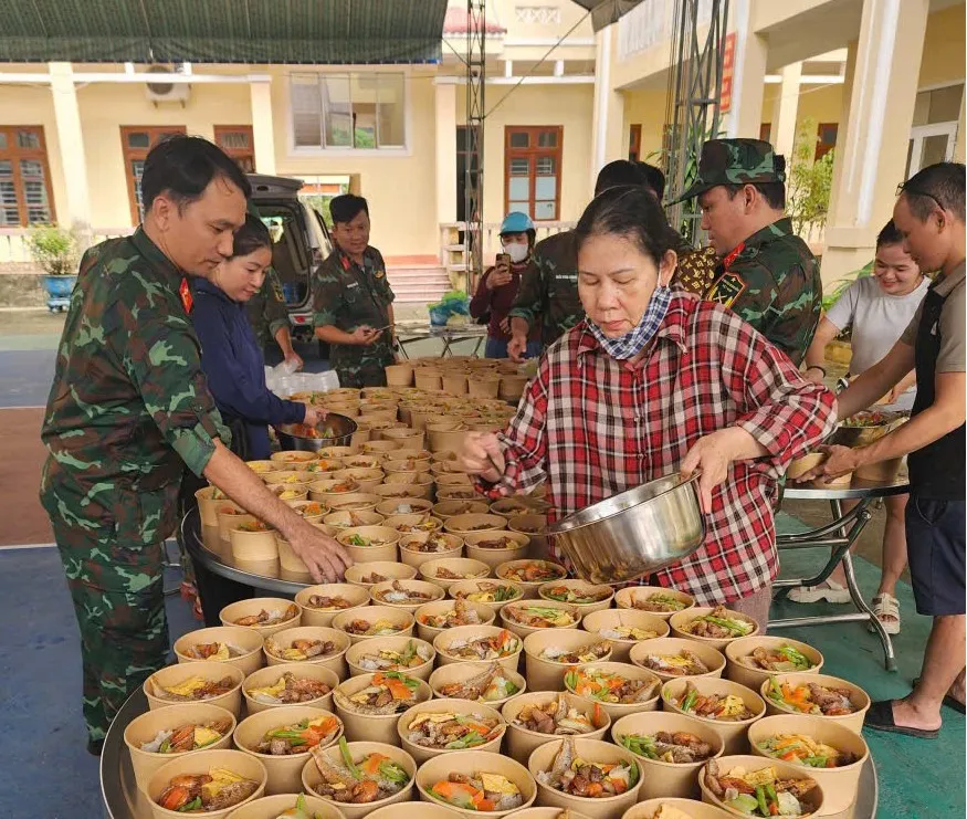 Quan khu 5 p1 (4).jpg